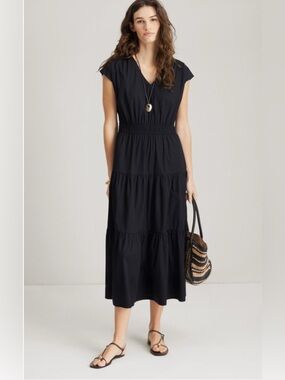 Not available Oversized Lace Black Top Size‎ M